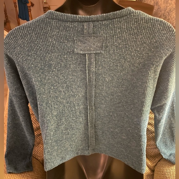 Zenana Brand Crop Sweater - New Without Tags - Size S/M - Picture 2 of 7